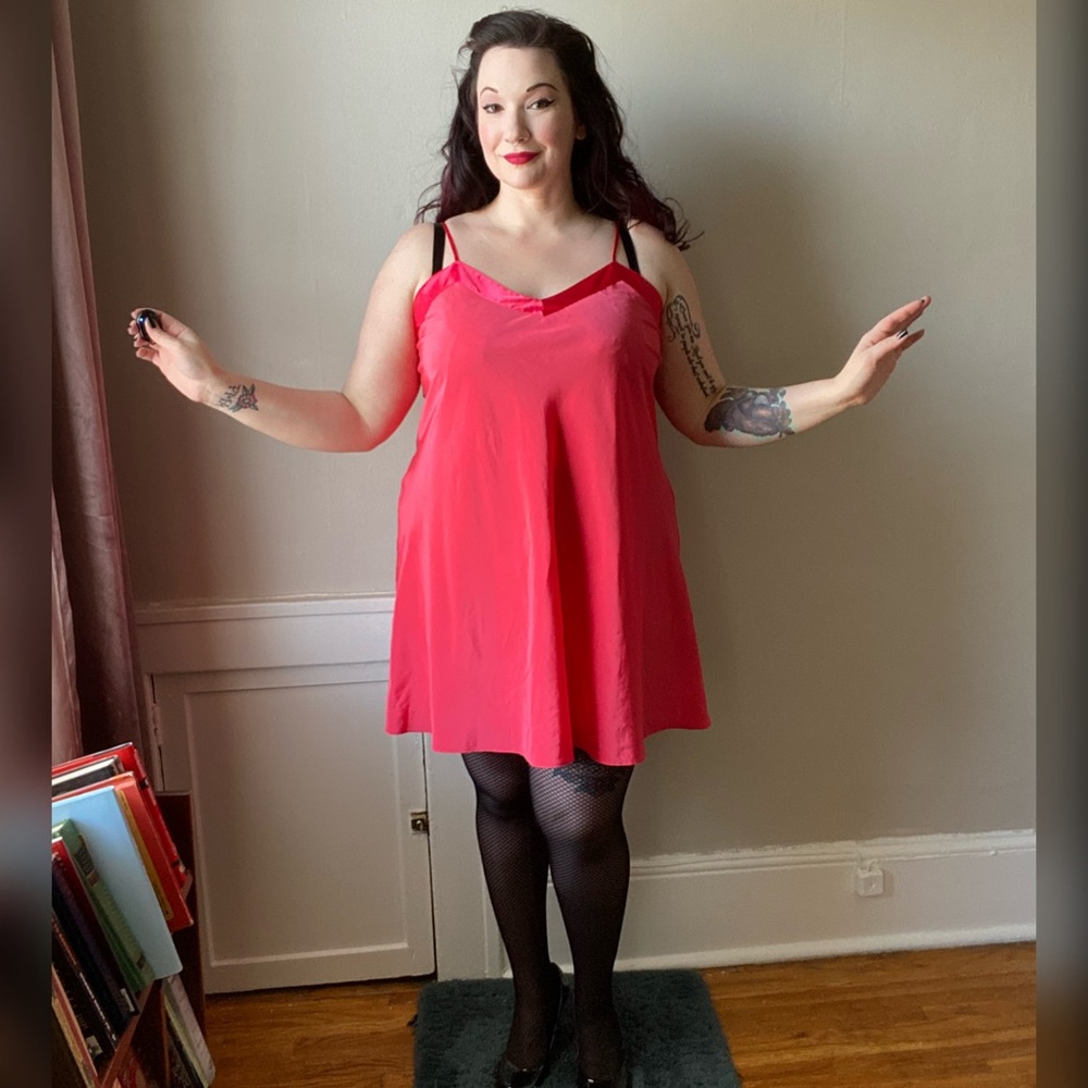 Sassy coral red Lane Bryant chemise size 18/20
